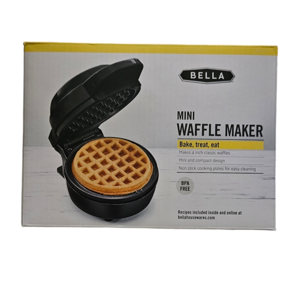 BELLA Mini Waffle Maker Black